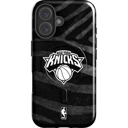 NBA New York Knicks Black Animal Print iPhone 16 Plus Magsafe Impact Case